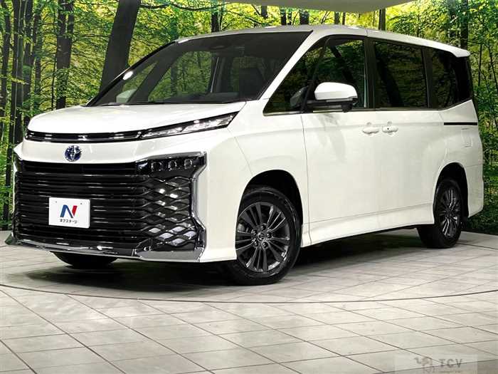 2025 Toyota Voxy
