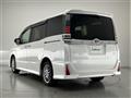 2021 Toyota Voxy