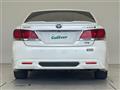 2013 Toyota Crown Hybrid