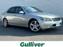 2000 Toyota Altezza