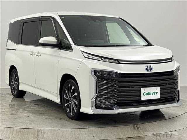 2022 Toyota Voxy
