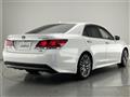 2013 Toyota Crown Hybrid