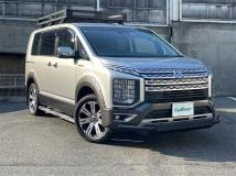 2021 Mitsubishi Delica D5