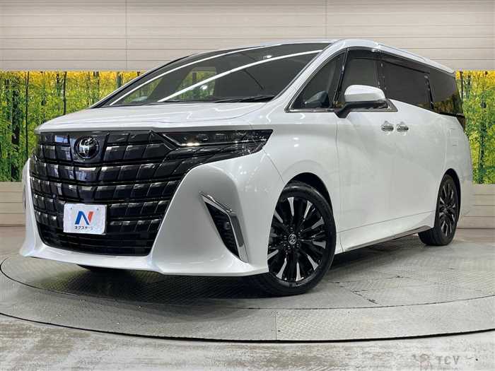 2023 Toyota Alphard Hybrid