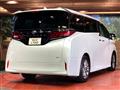 2024 Toyota Alphard Hybrid