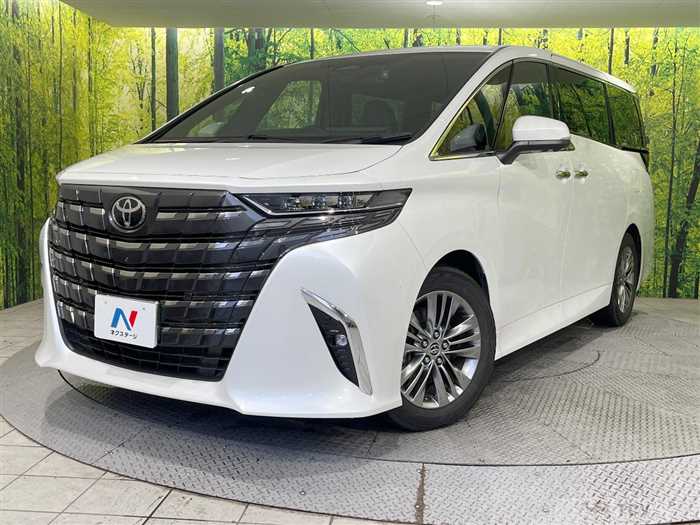 2024 Toyota Alphard Hybrid