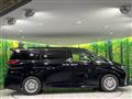 2025 Toyota Alphard Hybrid