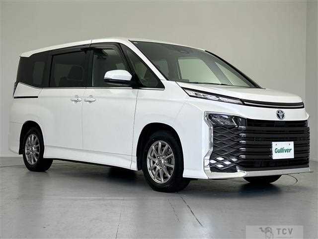 2024 Toyota Voxy