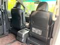 2013 Toyota Alphard