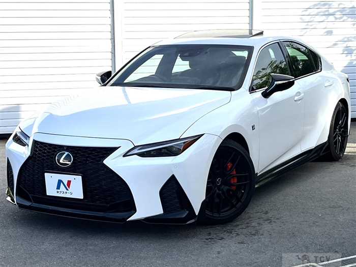 2021 Lexus IS