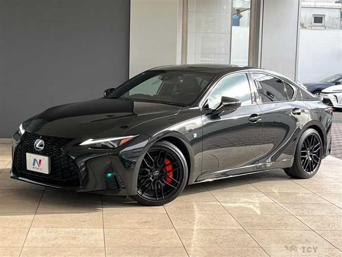 2023 Lexus IS