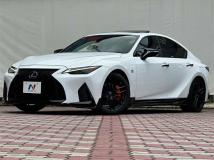 2022 Lexus IS