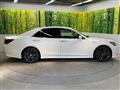 2014 Toyota Crown Hybrid