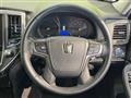 2014 Toyota Crown Hybrid
