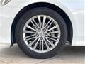 2017 Toyota Crown Hybrid