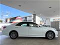 2017 Toyota Crown Hybrid