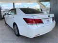 2017 Toyota Crown Hybrid