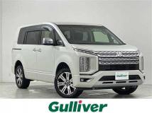 2019 Mitsubishi Delica D5