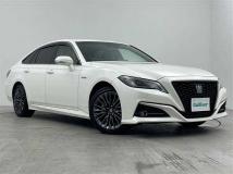 2019 Toyota Crown Hybrid