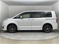 2024 Mitsubishi Delica D5