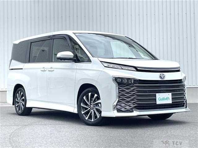 2025 Toyota Voxy