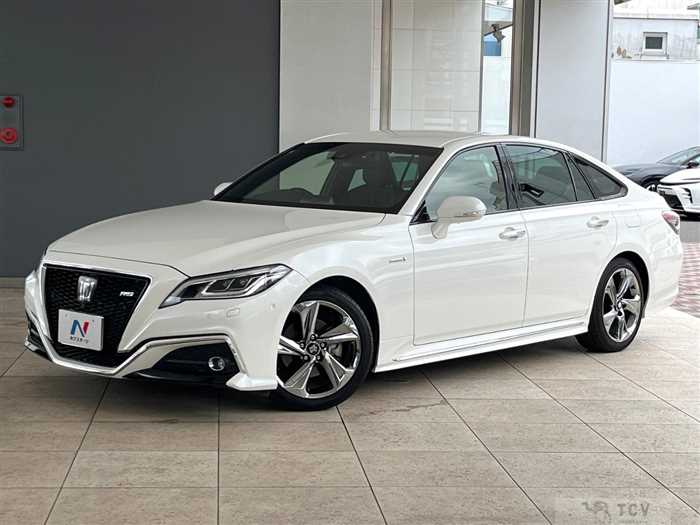 2018 Toyota Crown Hybrid