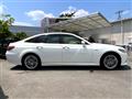 2020 Toyota Crown Hybrid