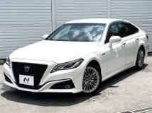 2020 Toyota Crown Hybrid