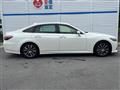 2020 Toyota Crown Hybrid