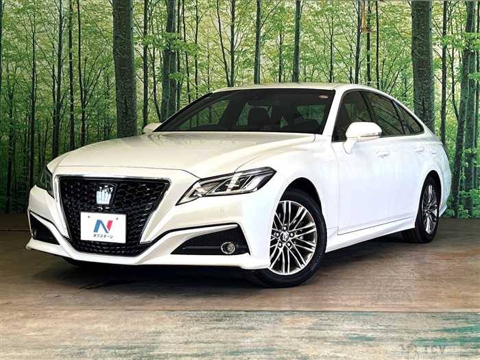2021 Toyota Crown Hybrid