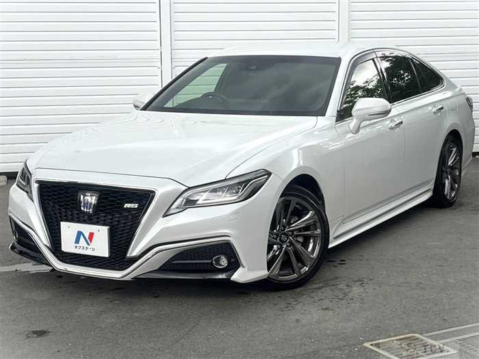 2022 Toyota Crown Hybrid