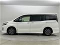 2017 Toyota Voxy