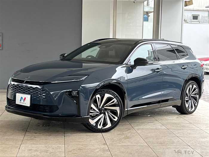 2025 Toyota Crown Estate