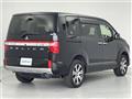 2022 Mitsubishi Delica D5