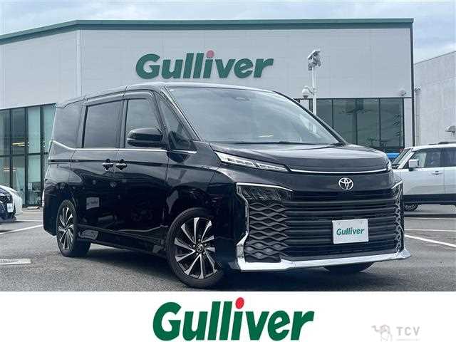 2022 Toyota Voxy