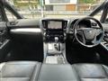 2018 Toyota Alphard Hybrid