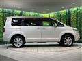 2010 Mitsubishi Delica D5