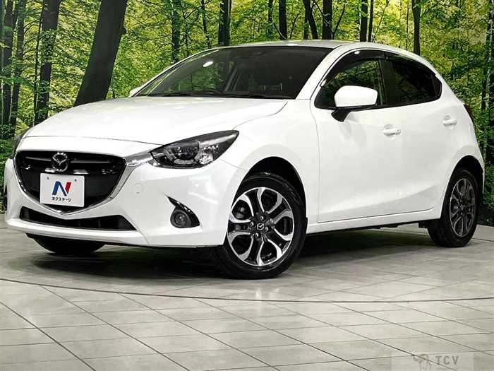2016 Mazda Demio