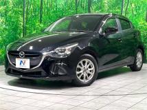 2017 Mazda Demio