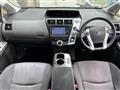 2012 Toyota PRIUS α