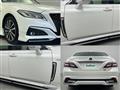 2020 Toyota Crown Hybrid