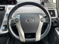 2013 Toyota PRIUS α