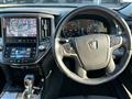 2013 Toyota Crown Hybrid