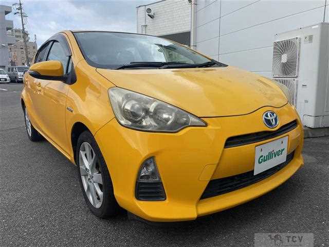 2013 Toyota AQUA