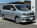 2013 Toyota Voxy
