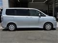 2013 Toyota Voxy