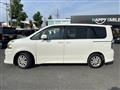 2010 Toyota Voxy