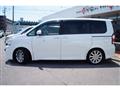 2011 Toyota Voxy
