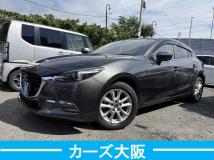 2016 Mazda Axela
