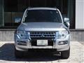 2016 Mitsubishi Pajero